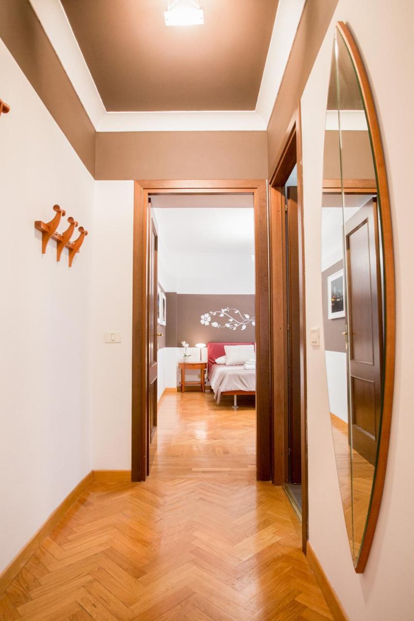 Polacchi 42 Apartment Рим Екстер'єр фото